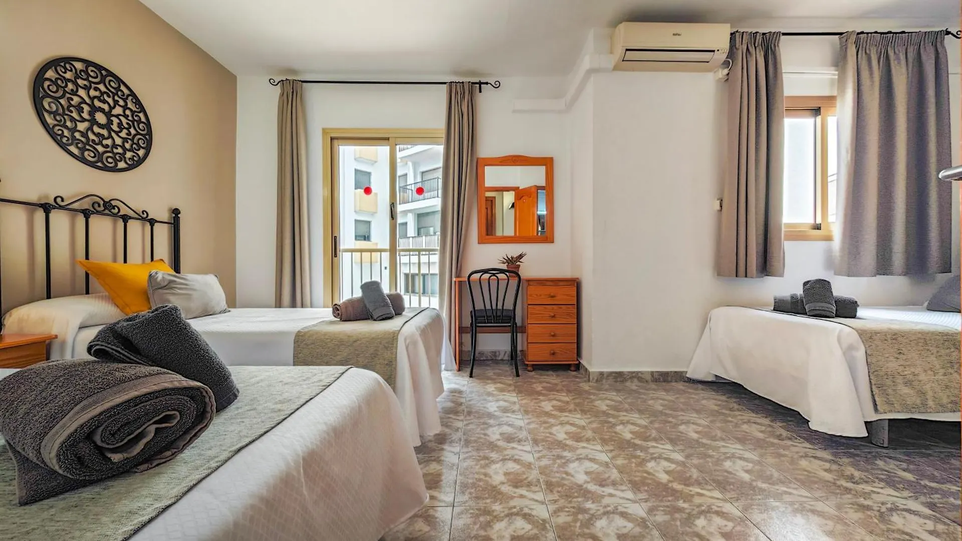 Hostal Dinamarca San Antonio  Spain