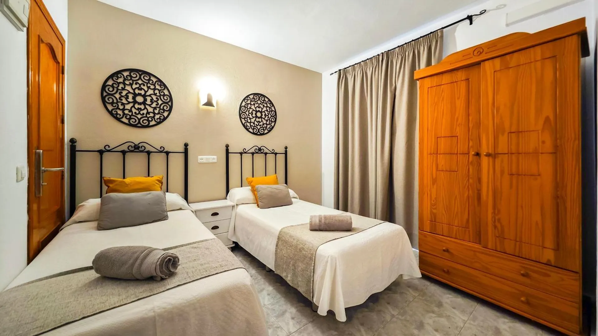 Hostal Dinamarca San Antonio  San Antonio (Ibiza)